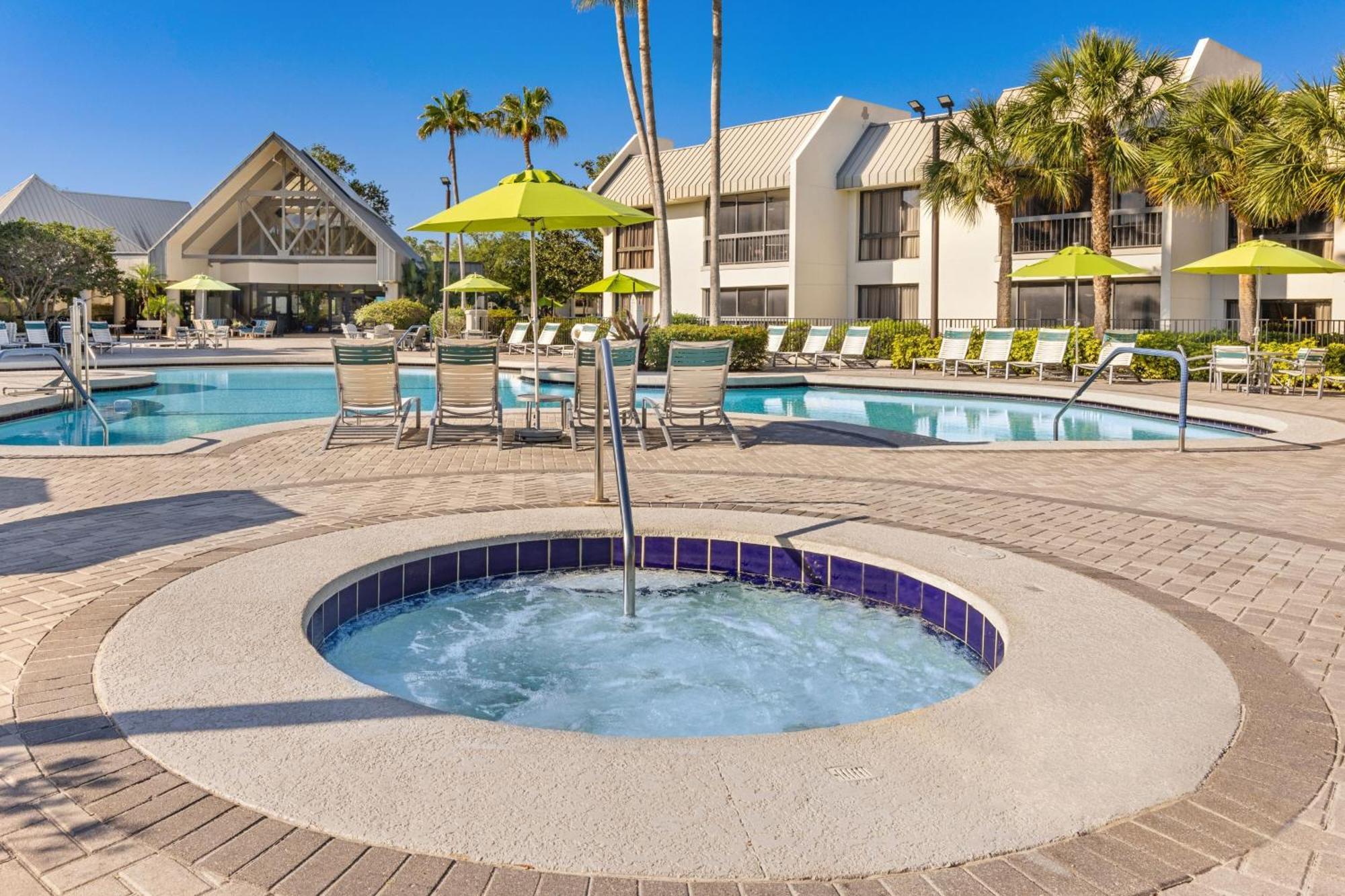 Marriott's Sabal Palms Hotel